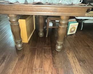 5-LEG TABLE