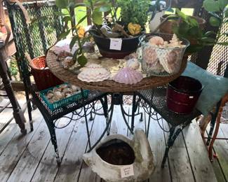 PATIO ITEMS & LOTS OF SEASHELLS