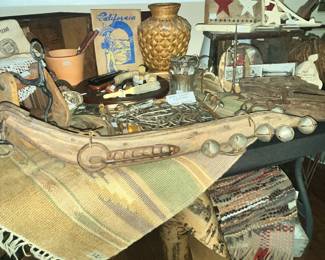 ANTIQUE HAMES w/ SLEIGHBELLS