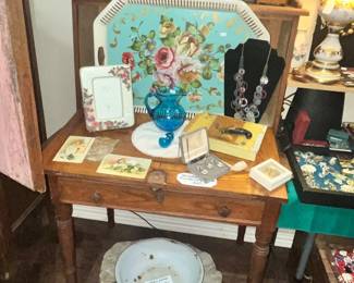 ANTIQUE WRITING DESK w/ HUTCH