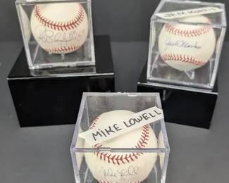 Ron Blomberg, Mike Lowell  Jack Morris Autographed Baseballs