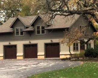The items following this picture are in this 3 car garage.