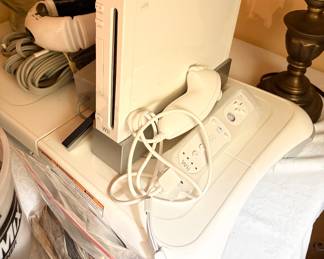 Nintendo Wii Bundle Lot