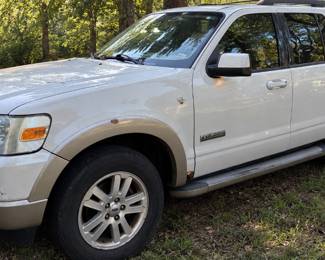 2008 Ford Explorer Eddie Bauer Edition (172k miles)