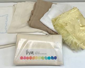 Various Sized Neutral Tableclothes And More