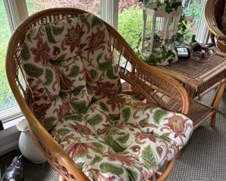 Bambu swiveling chair