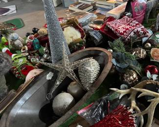 Basement Christmas & other decor items
