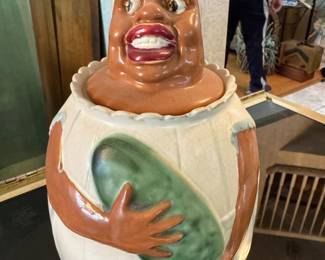 Antique Weller "Mammy" cookie jar