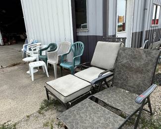 Outdoor seating