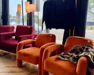 Like new chairs, lamps, clothing rack, clothing, textiles