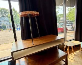 Coffee tables and side tables