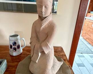 LARGE AUSTIN PROD PRODUCTIONS VINTAGE 1980 ASIAN MAN ART SCULPTURE FIGURE STATUE