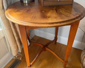 Burled wood side table, 4 legs