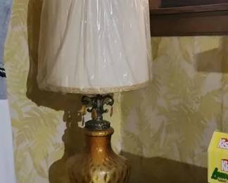 Amber ef lamp with timer