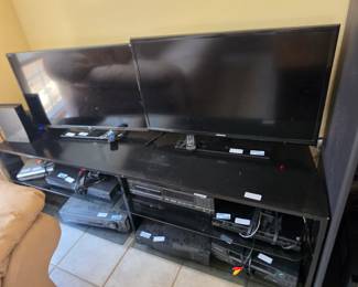 TELEVISIONS, VHS PLAYERS,