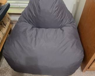 Heavy foam chair