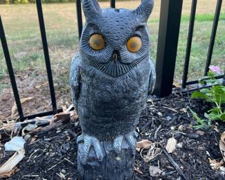 Mr. Owl will protect your outdoors