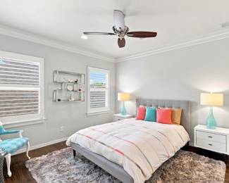 Queen size bed stands and beautiful lamps