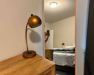 Desk & stand alone mirror
