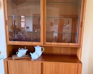 MCM Teak like new Buffet w/ Tambour doors