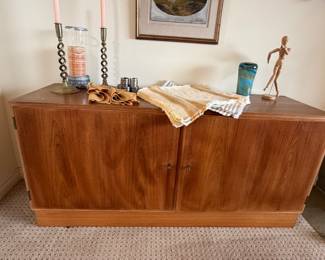 Great teak Danish side board