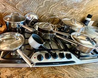 Cuisinart  stainless set