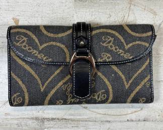 Lot #147 Dooney & Bourke QH202 Charcoal Tan Heart Script Continental Trifold Wallet