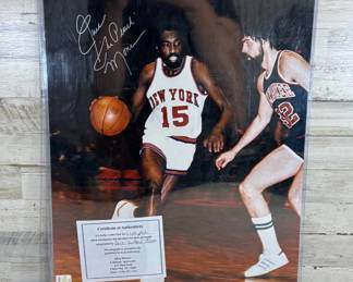 Lot #161 Earl The Pearl Monroe Signed 16x20 Photo NY Knicks #15 NBA Autograph COA