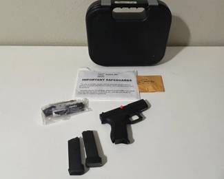 Lot #18 Glock 42 .380 ACP Subcompact Pistol SN AAZN293 2 Mags Taran Butler Pkg Case