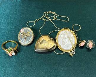 Lot #114 Vintage Gold Tone Jewelry Lot Cameo Brooch Heart Locket MOP Brooch Ring Earrings