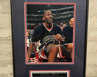 Lot #157 Michael Jordan Signed Chicago Bulls 8x10 Photo Framed Custom Denver CO Spikes