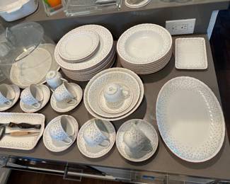Set of dishes Bavaria, West Germany, Regina pattern