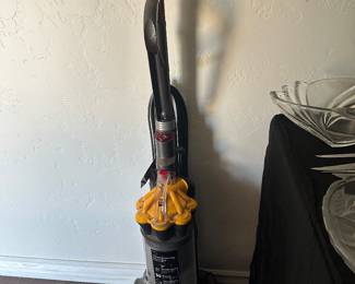 Dyson vacuum, 