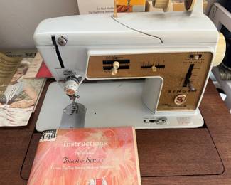 Super heavy duty and heavily accessorized Singer, touch and show sewing  machine deluxe zigzag model 620