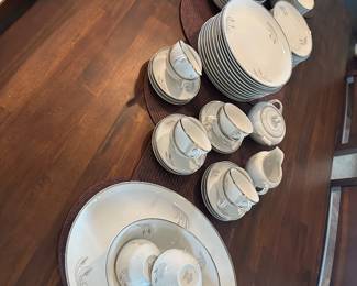 Set for twelve Fukagawa Arita Japan China dishes 