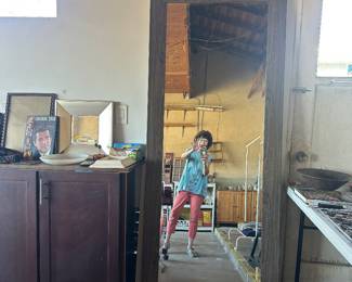Very Large mirror, look how small I am by comparison!