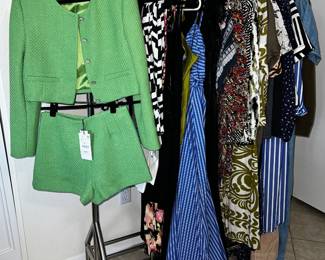 Women’s Dresses, 2 Piece Sets, and Jumpsuits –Many New With Tags