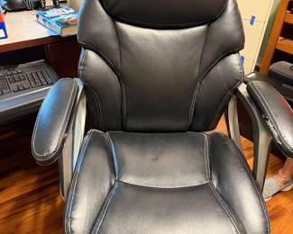 #9B - $50 - Black leatherette rolling office chair