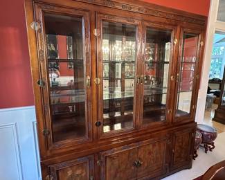 Bernhardt Flair Division Dining Room Furniture