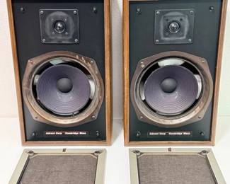 8 VintageAdvent4002Speakers