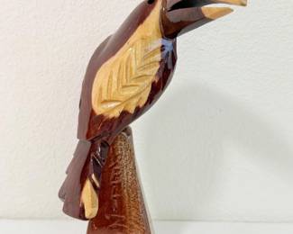 29 HandCarvedWoodenToucanSculpture