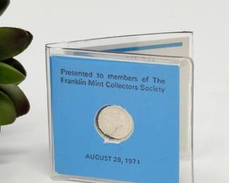 94 1971FranklinMintApollo14LimitedEditionMiniCoin