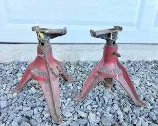 93 VintageWeaverCastIronJackStands