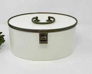 98 VintageWhiteCeramicStorageBox