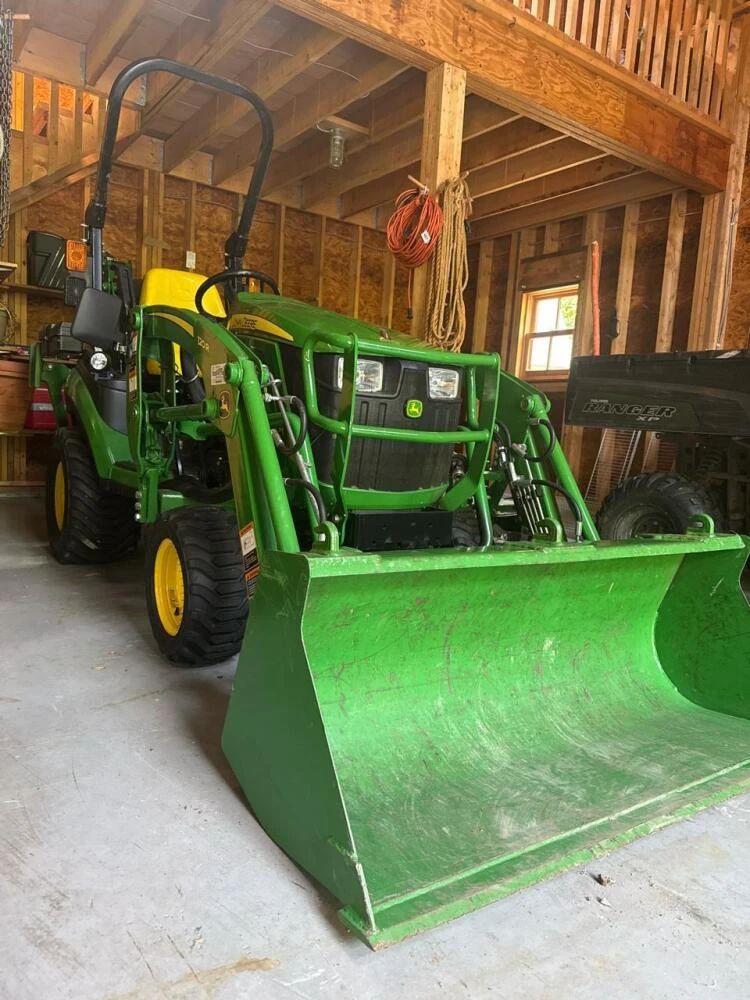 001 johndeere1025rtractorpackagewithlo