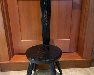 424 blackpaintedkeyholechairwithdecorat