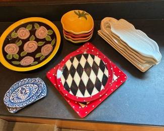 172 assorteddecorativeceramicservingdish
