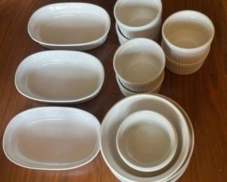 085 assortedporcelainramekinsanddishes