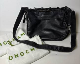 118 longchampblackleathershoulderbag