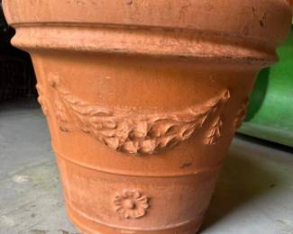 079 largeterracottaplanteritalianstylew